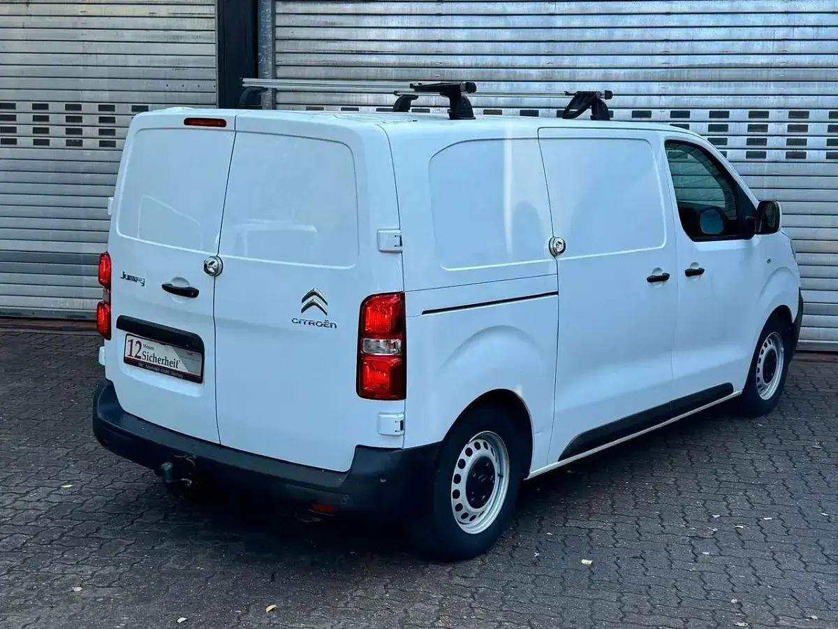 Gebraucht Citroën Jumpy Business Class 179 PS (131 kW) 2018 Weiß Van / Kleinbus