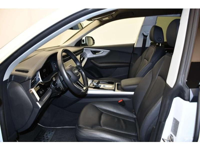 Gebraucht Audi Q8 340 PS (250 kW) 2023 Gletscherweiß metallic (metallic) SUV