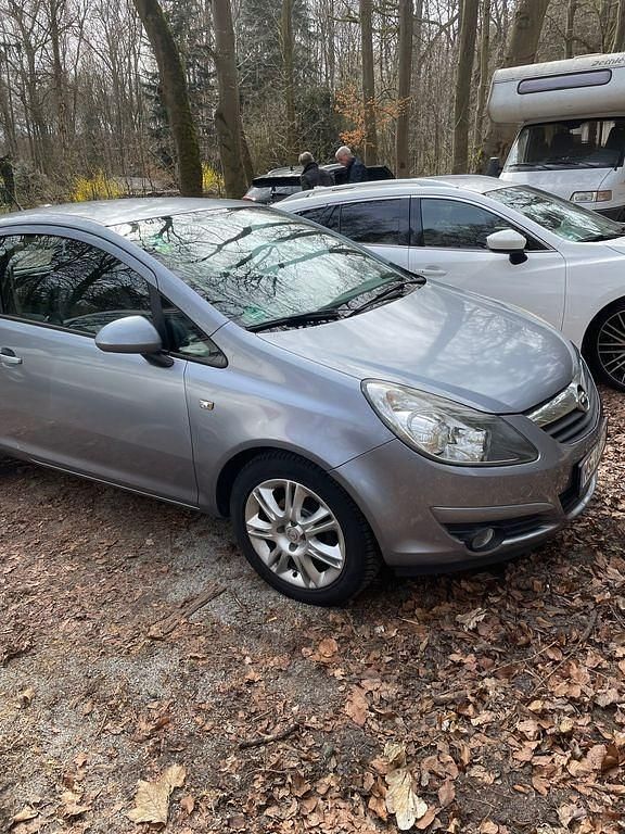 Gebraucht Opel Corsa Innovation 60 PS (44 kW) 2009 Silber Kleinwagen