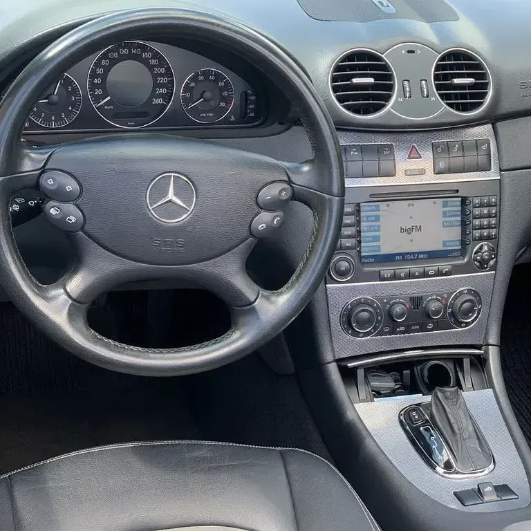 Gebraucht Mercedes CLK200 Avantgarde 163 PS (119 kW) 2005 Schwarz Cabrio