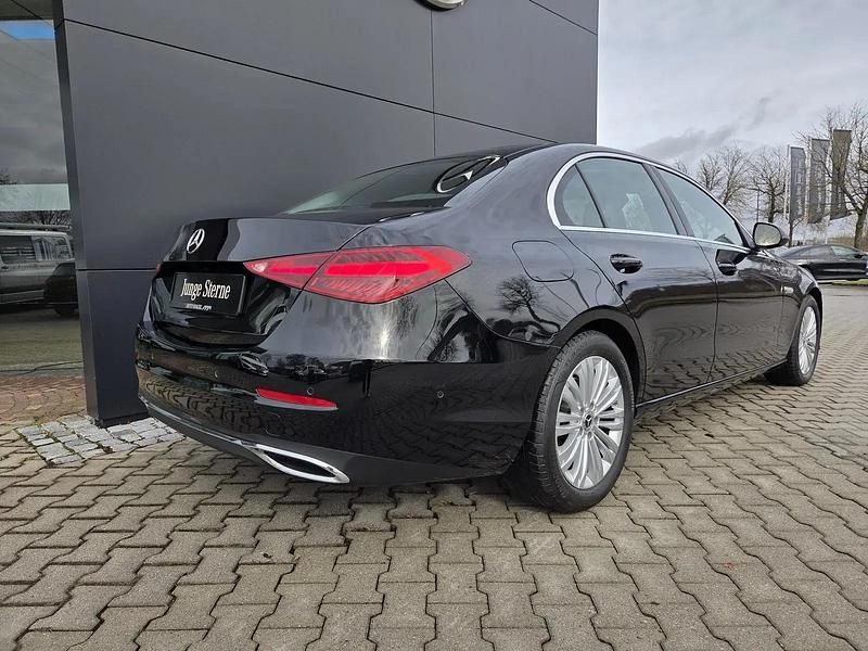 Gebraucht Mercedes C180 Avantgarde 170 PS (125 kW) 2025 Andere Limousine