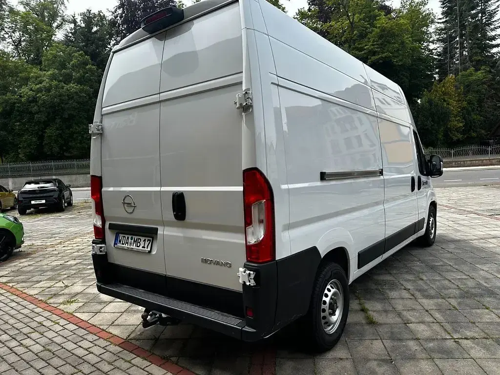 Gebraucht Opel Movano 140 PS (102 kW) 2024 Weiß Van