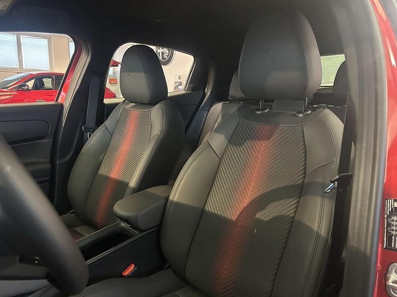 Neu Alfa Romeo Junior Edizione Speciale 114 kW (156 PS) 2025 Rot SUV