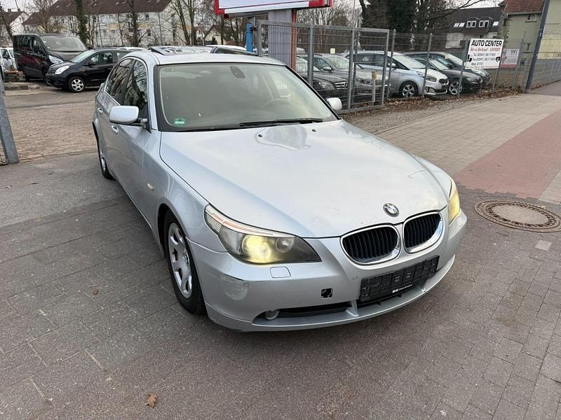 Gebraucht BMW 520 2004 Silber Limousine