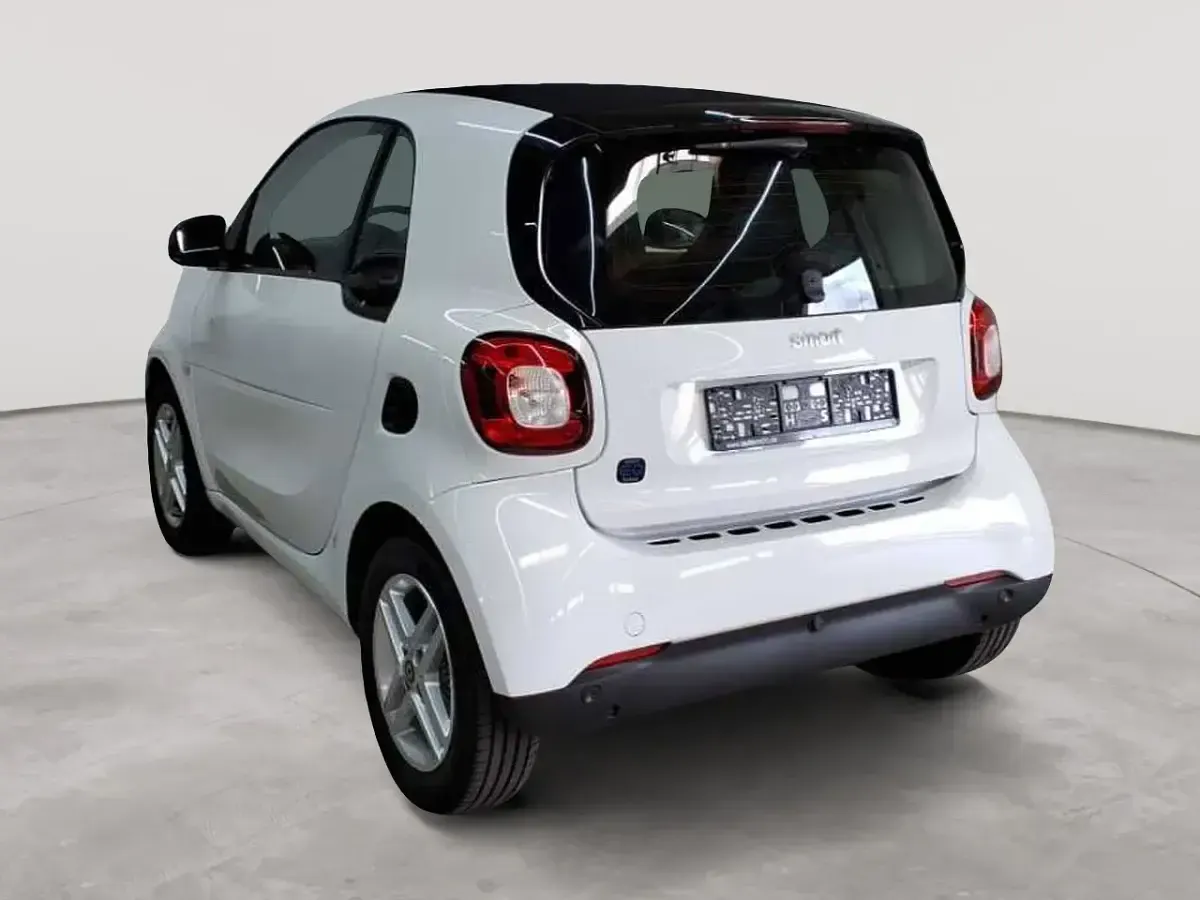 Usata Smart ForTwo Coupé 60 kW (82 CV) 2022 Bianco Coupé
