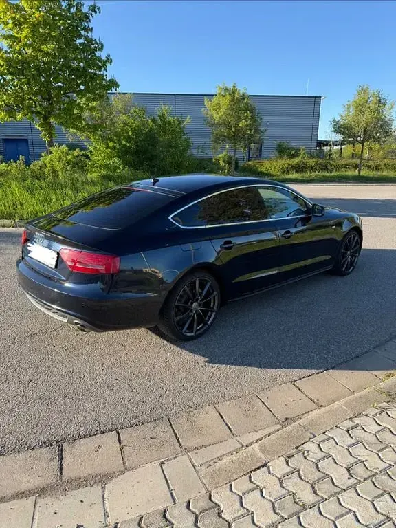 Używany Audi A5 S-Line 239 KM (175 kW) 2011 Niebieski Coupe