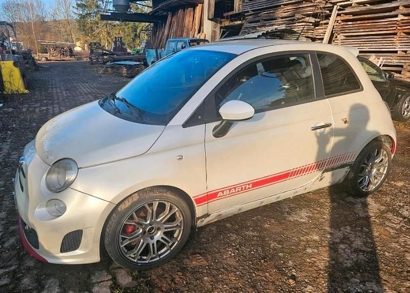 Gebraucht Abarth 500 135 PS (99 kW) 2009 Weiß Kleinwagen
