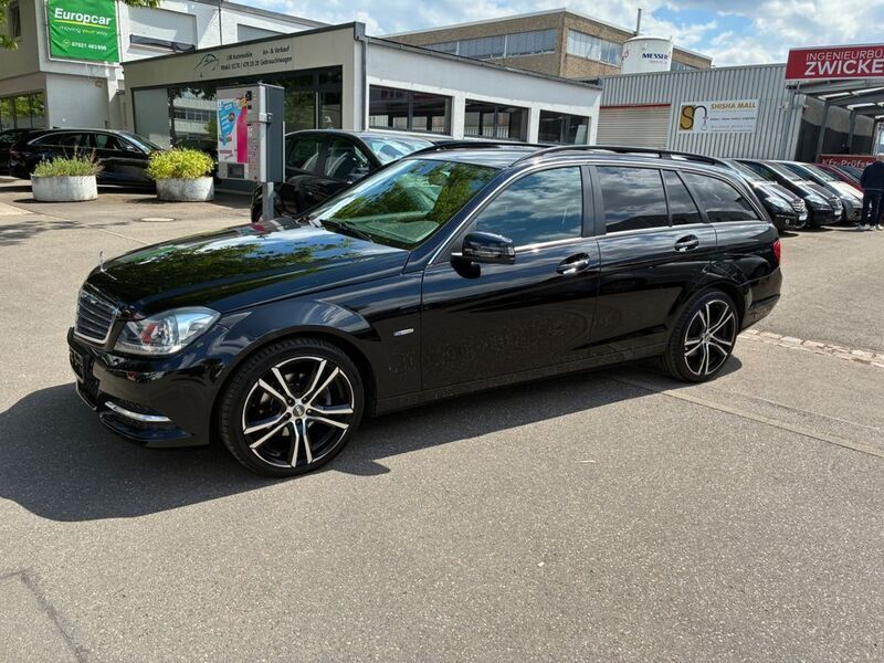 Schwarz Gebraucht 2012 Mercedes C220 Kombi | 9.900 € (Superpreis) - Bild 1/4