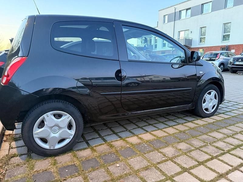 Second-hand Renault Twingo 75 CP (55 kW) 2012 Negru Hatchback
