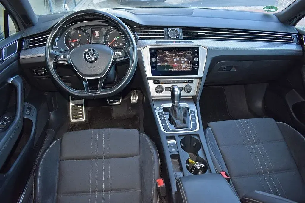 Gebraucht VW Passat Alltrack 190 PS (139 kW) 2019 Silber Kombi