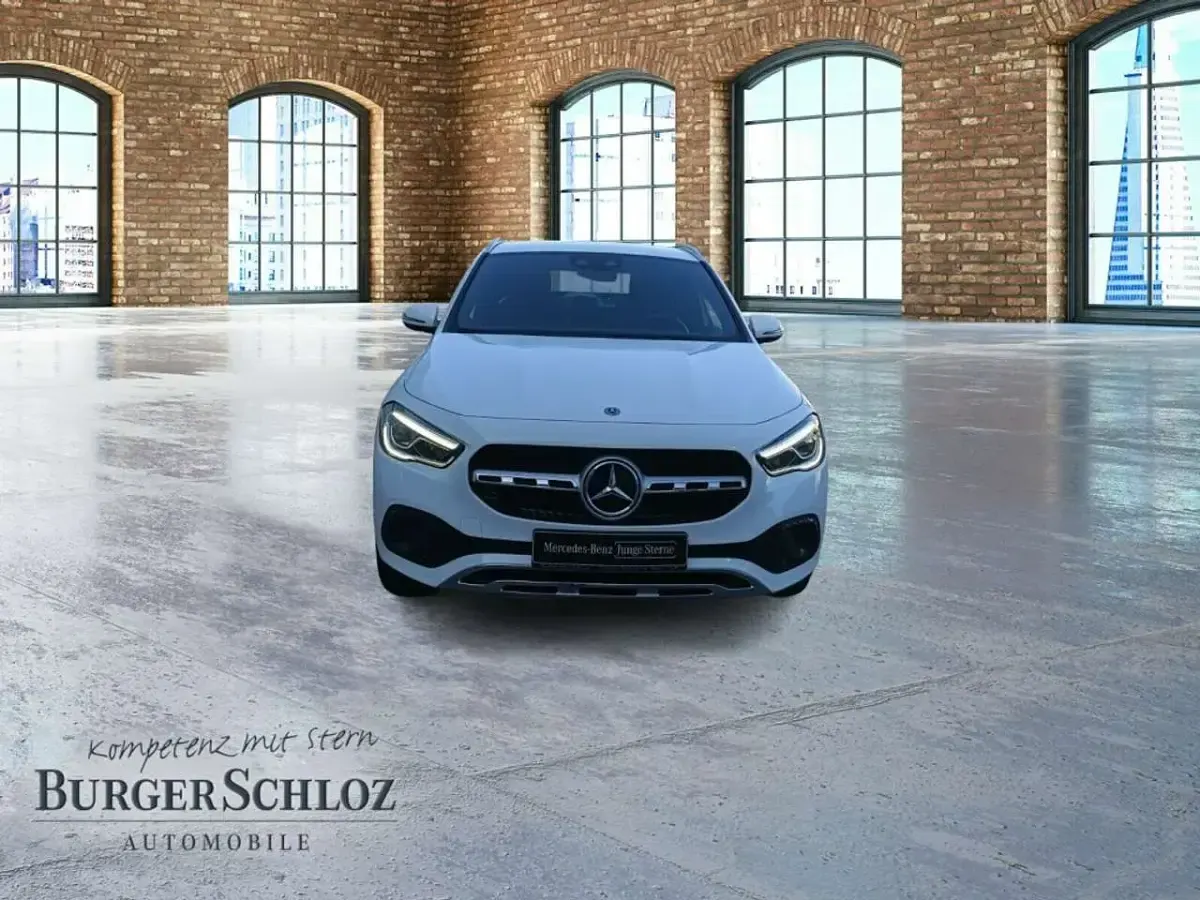Gebraucht Mercedes GLA220 190 PS (139 kW) 2020 Unilack polarweiß SUV