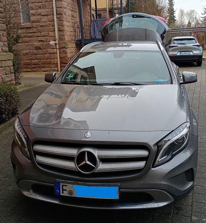 Gebraucht Mercedes GLA200 156 PS (114 kW) 2014 SUV