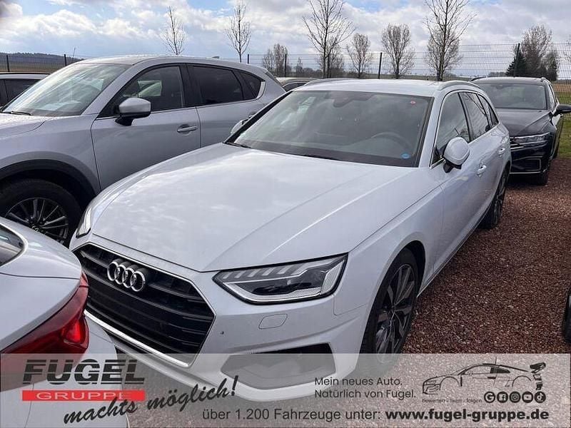 Gebraucht Audi A4 Ambiente 163 PS (119 kW) 2022 Gletscherweiß metallic Kombi