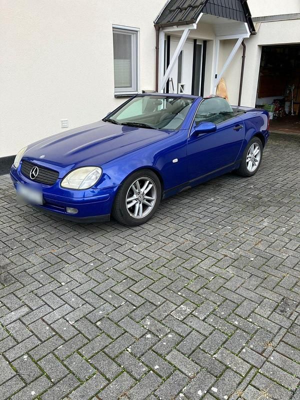 Gebraucht Mercedes SLK200 136 PS (100 kW) 1999 Blau Cabrio
