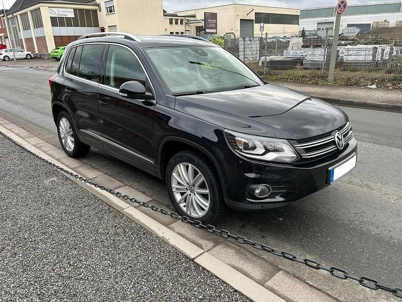 Używany VW Tiguan Track & Field 211 KM (155 kW) 2012 Czarny SUV