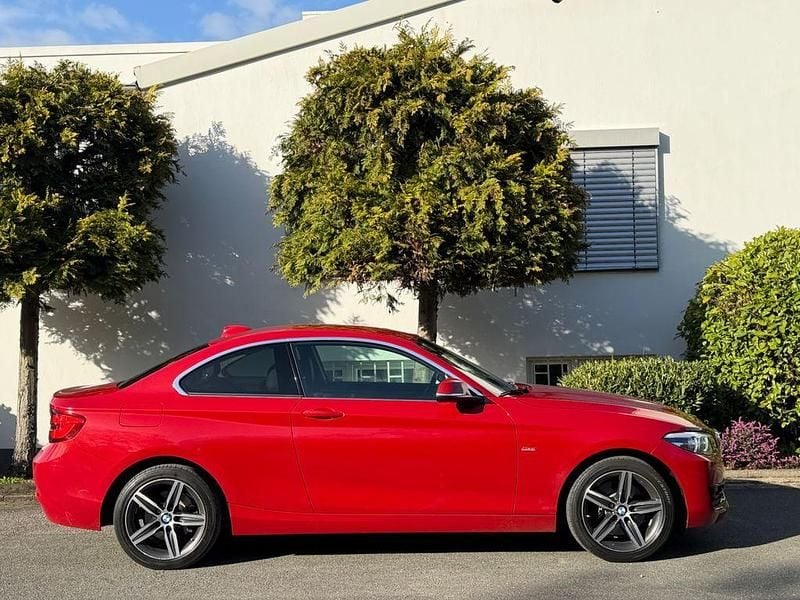 Gebraucht BMW 230 Sport Line 252 PS (185 kW) 2017 Rot Coupé