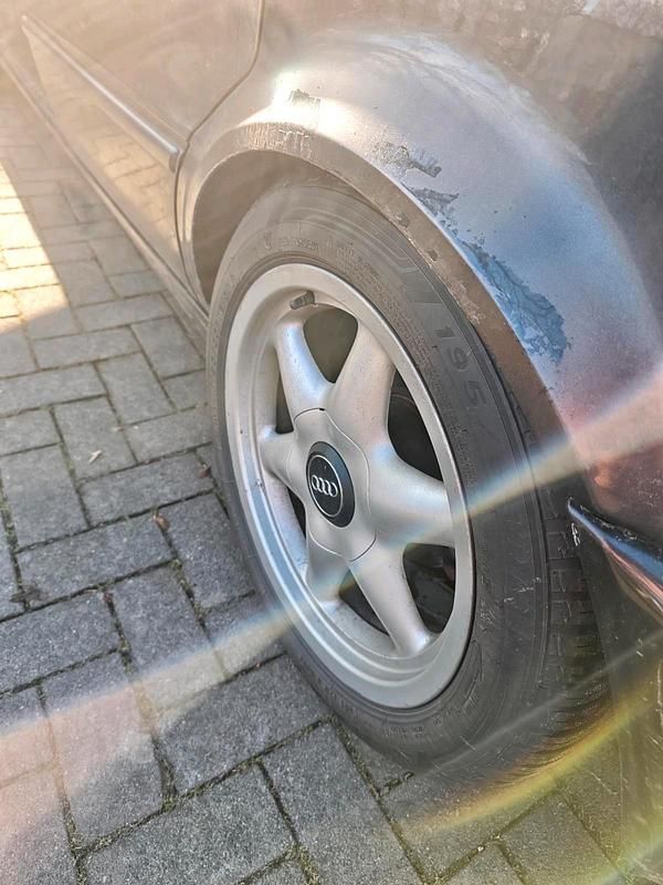 Gebraucht Audi 80 174 PS (127 kW) 1991 Schwarz Limousine