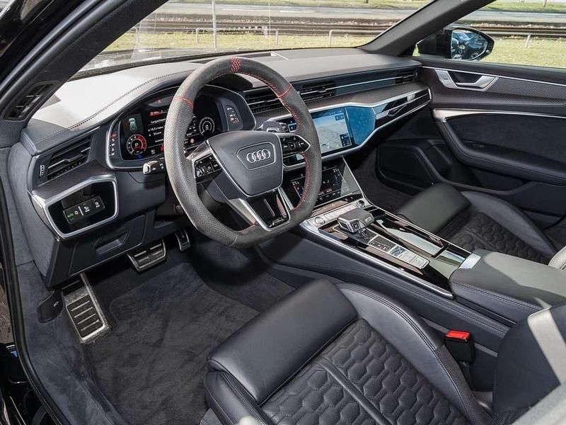 Gebraucht Audi RS6 Ambiente 760 PS (558 kW) 2023 Mythosschwarz metallic Kombi