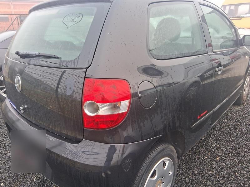 Gebraucht VW Fox 60 PS (44 kW) 2007 Schwarz Kleinwagen