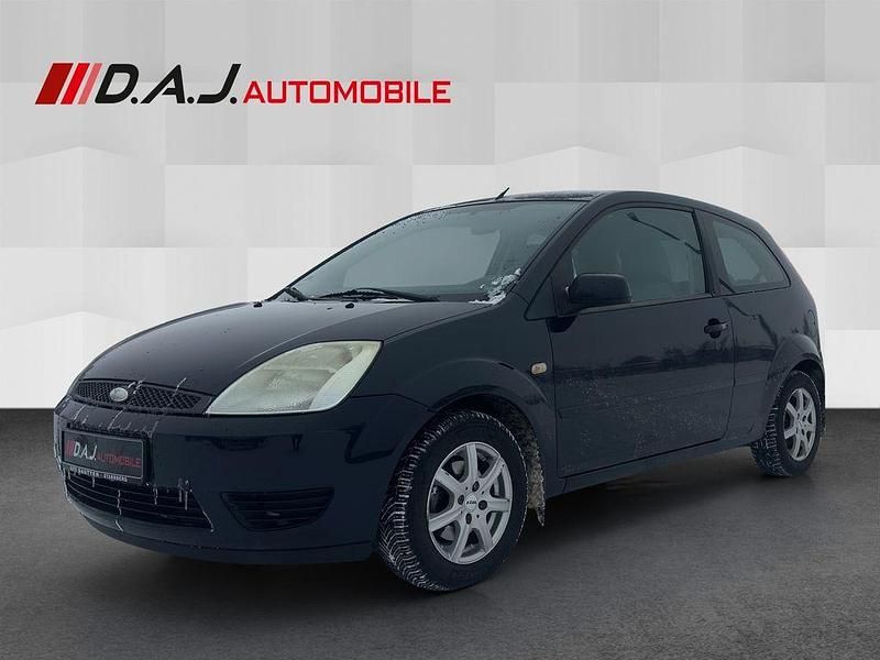 Gebraucht Ford Fiesta Ambiente 60 PS (44 kW) 2005 Blau Kleinwagen