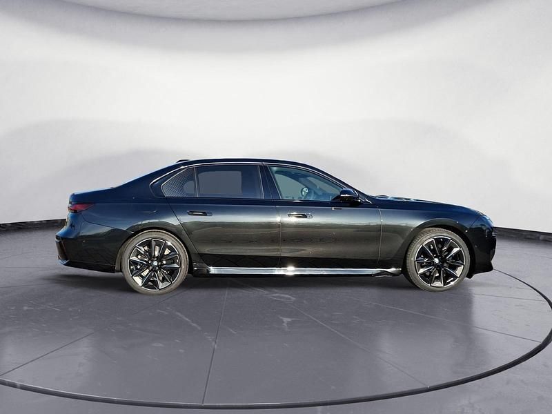 Neu BMW 740 299 PS (219 kW) 2026 Schwarz Limousine