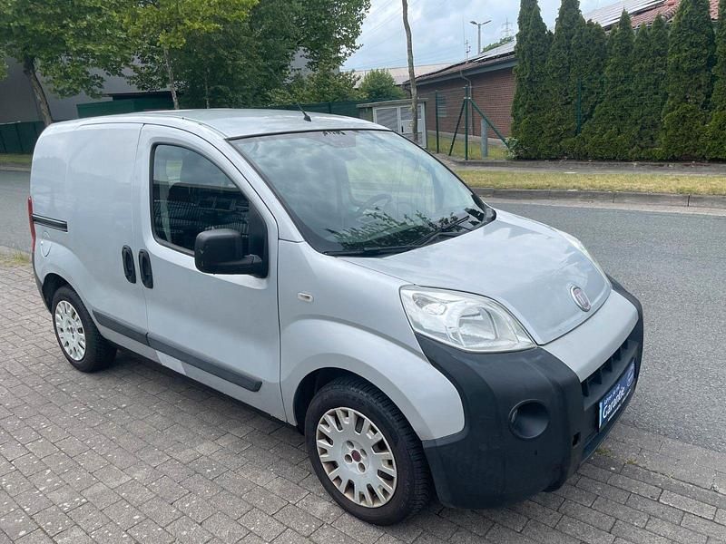 Grau Gebraucht 2010 Fiat Fiorino Van | 4.750 € (Teuer) - Bild 1/4