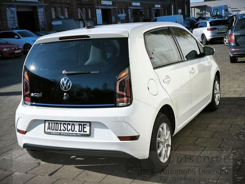 Gebraucht VW e-up! 61 kW (83 PS) 2022 Pure white Kleinwagen