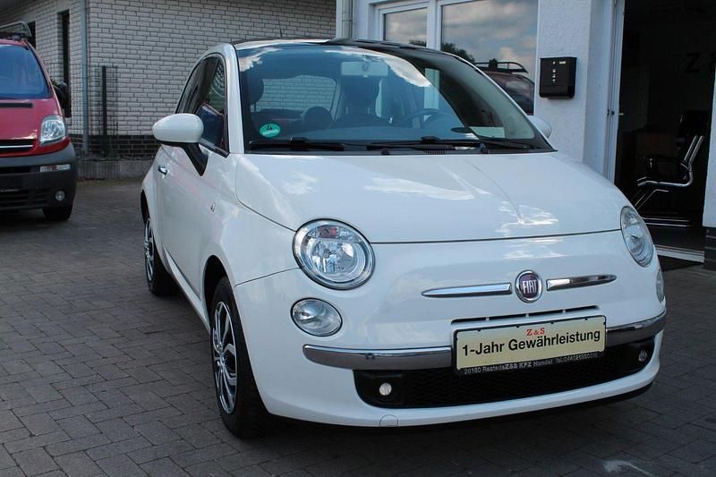 Weiß Gebraucht 2012 Fiat 500L Lounge Van / Kleinbus | 5.000 € - Bild 1/3