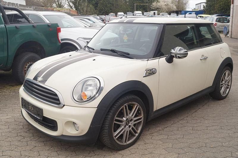 Gebraucht Mini ONE 75 PS (55 kW) 2012 Weiß Kleinwagen
