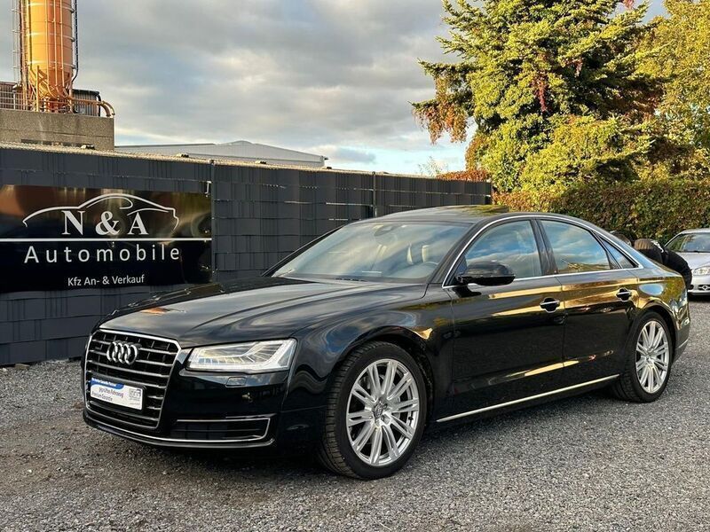 Schwarz Gebraucht 2017 Audi A8 Ambiente Limousine | 33.900 € (Superpreis) - Bild 1/4