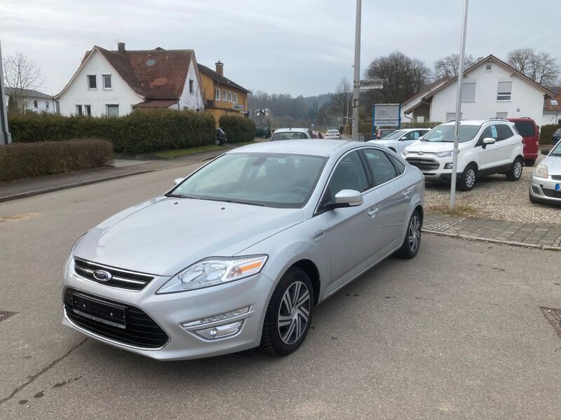 Silber Gebraucht 2012 Ford Mondeo Titanium Limousine | 9.800 € (Teuer) - Bild 1/4