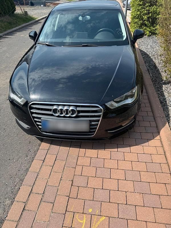 Second-hand Audi A3 150 CP (110 kW) 2014 Negru Berlinǎ