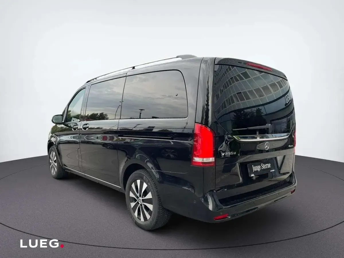 Gebraucht Mercedes V250 190 PS (139 kW) 2024 Schwarz Van / Kleinbus