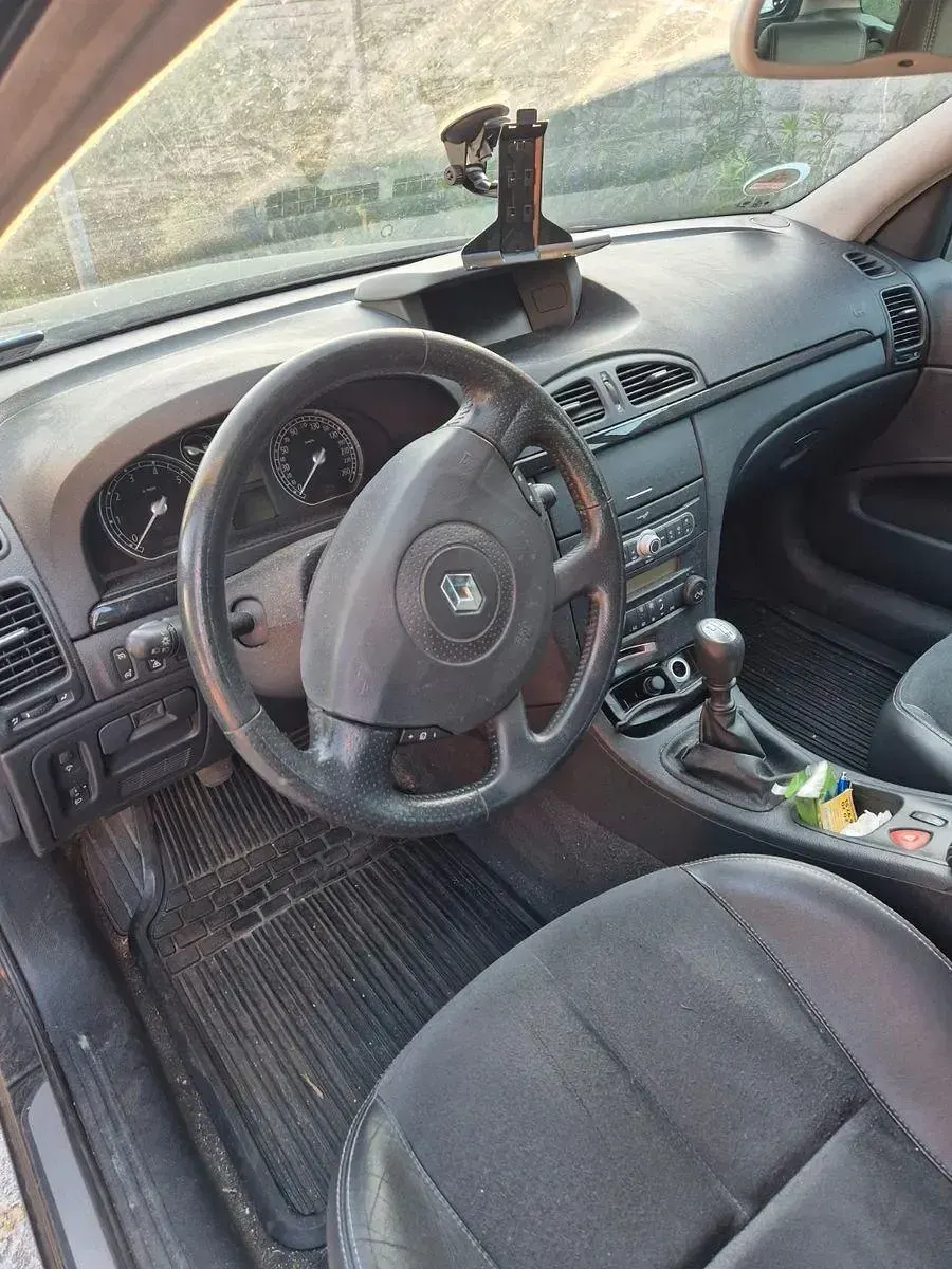 Gebraucht Renault Laguna GrandTour Exception 170 PS (125 kW) 2007 Schwarz Kombi
