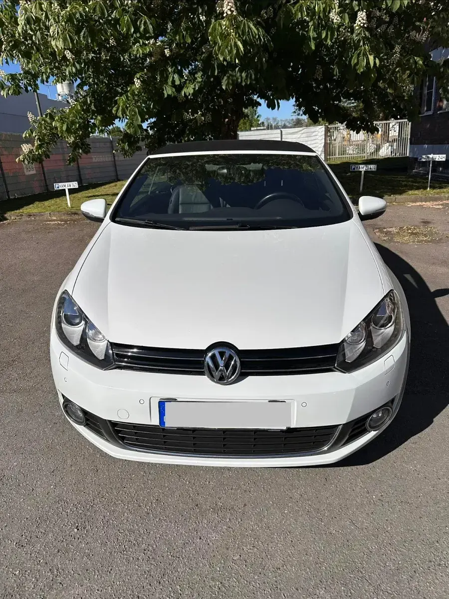 Occasion VW Golf Cabriolet R 160 ch (117 kW) 2013 Blanc Cabriolet
