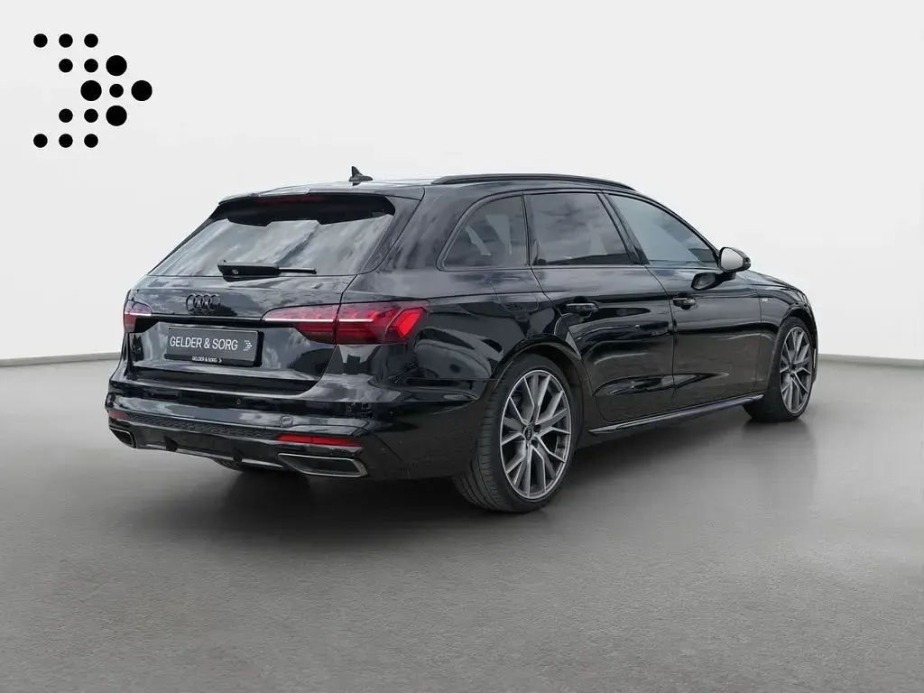 Gebraucht Audi A4 Black Edition 136 PS (100 kW) 2024 Mythosschwarz metallic Kombi