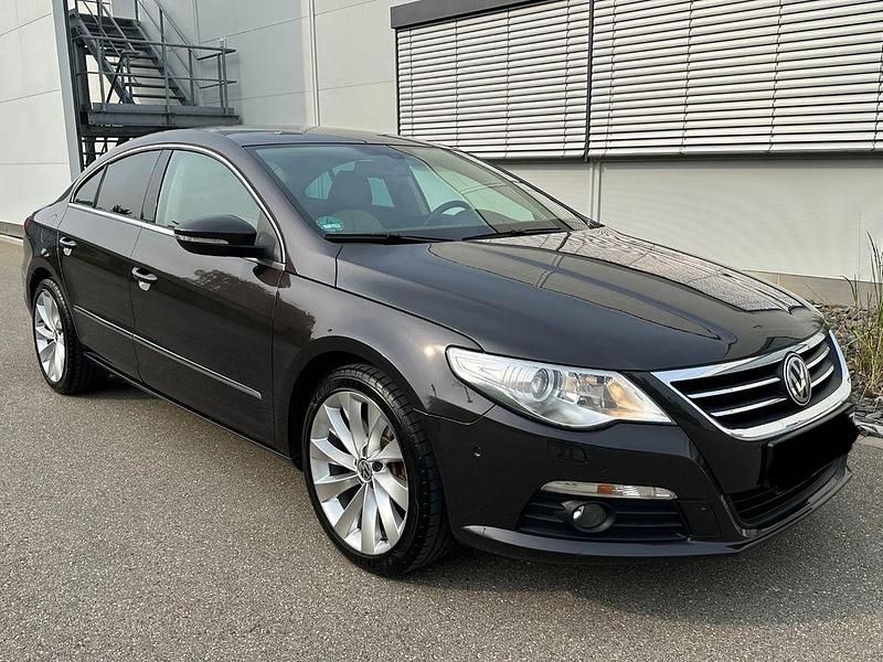Gebraucht VW Passat Exclusive 299 PS (219 kW) 2010 Braun Limousine