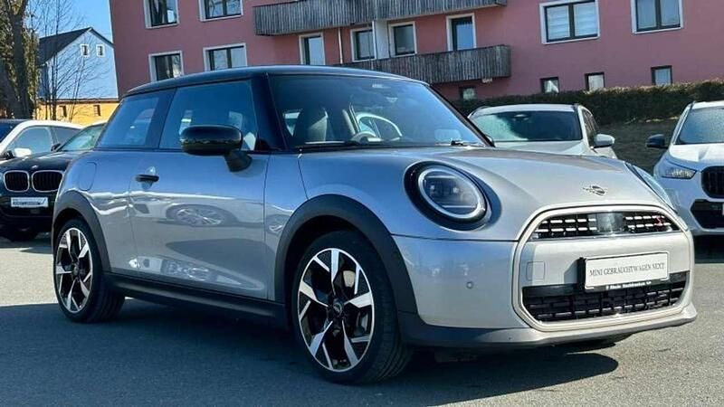 Gebraucht Mini Cooper S Coupé 204 PS (150 kW) 2025 Melting silver iii Coupé