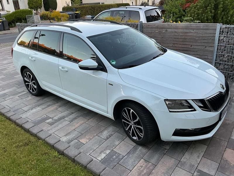 Gebraucht 2019 Skoda Octavia Soleil Kombi | 16.300 € (Guter Preis) - Bild 1/4