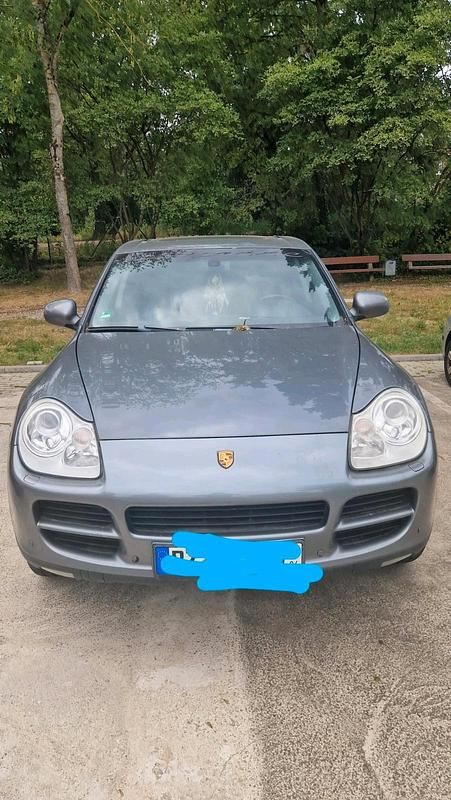 Grau Gebraucht 2004 Porsche Cayenne SUV | 5.250 € - Bild 1/3
