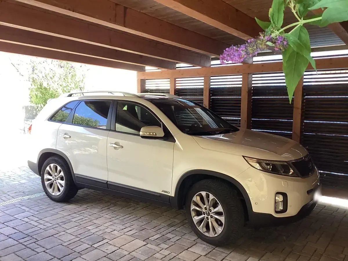 Gebraucht Kia Sorento 197 PS (144 kW) 2015 Weiß SUV