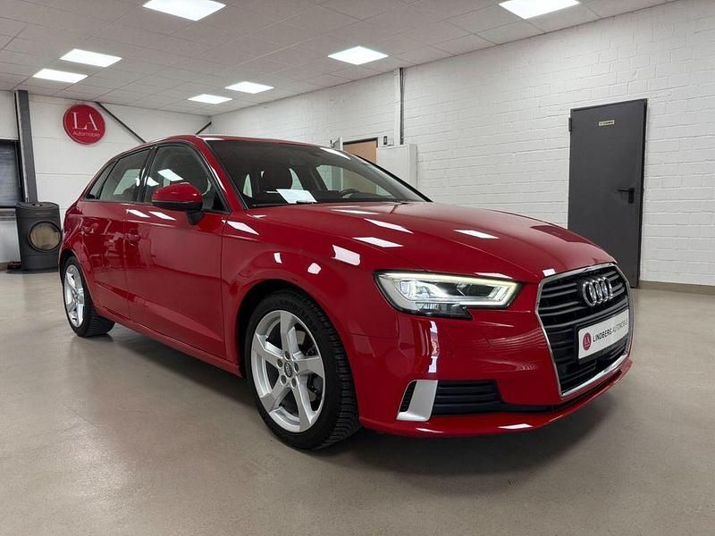 Gebraucht Audi A3 Sport 150 PS (110 kW) 2018 Tangorot metallic Limousine