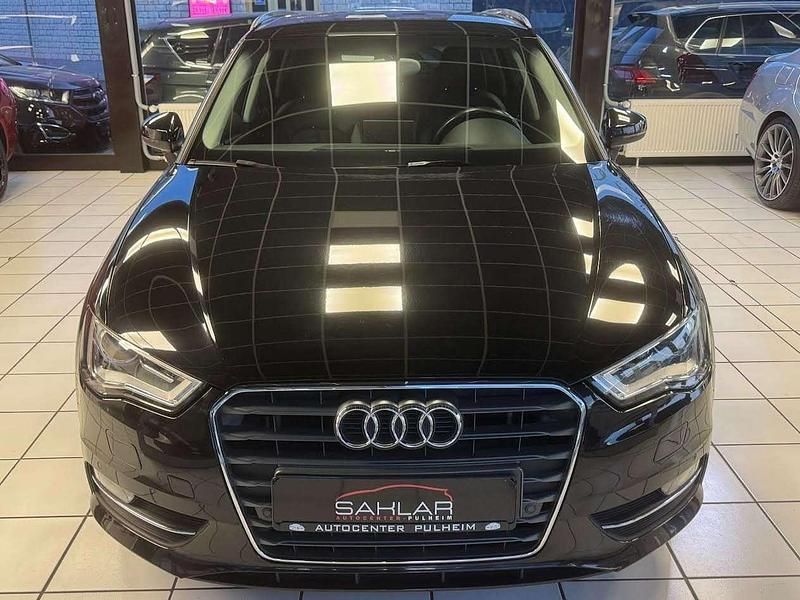 Gebraucht Audi A3 Ambiente 122 PS (89 kW) 2013 Schwarz Kleinwagen