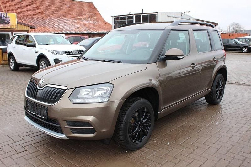 Gebraucht Skoda Yeti 110 PS (80 kW) 2015 Braun SUV
