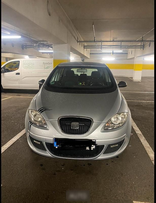 Gebraucht Seat Altea 105 PS (77 kW) 2007 Silber Limousine