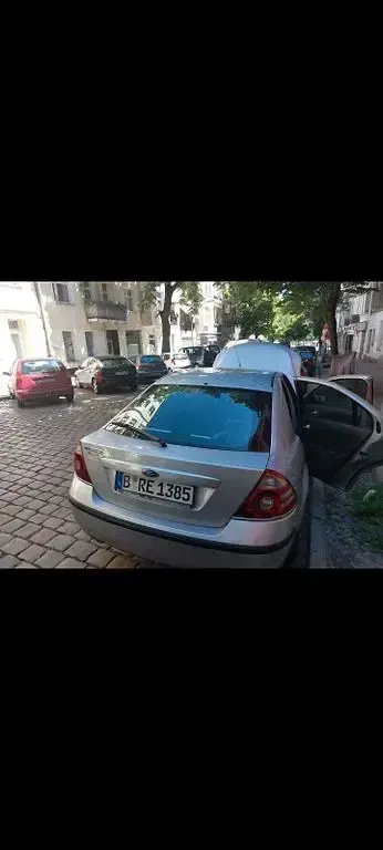 Gebraucht Ford Mondeo 125 PS (91 kW) 2002 Grau Limousine