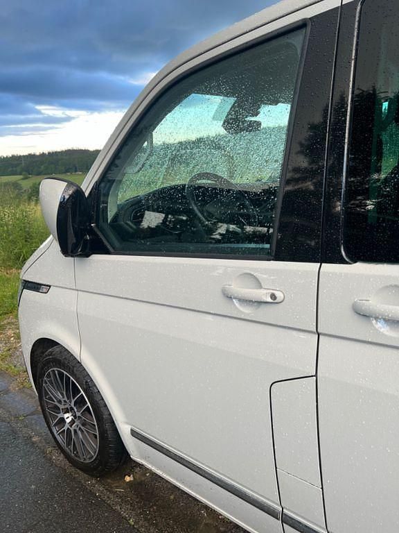 Gebraucht VW Multivan Highline 245 PS (180 kW) 2021 Grau Van