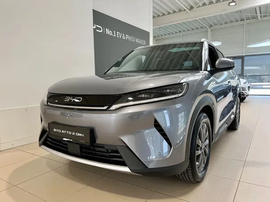 Neu BYD Atto 2 212 PS (155 kW) 2026 Grau SUV