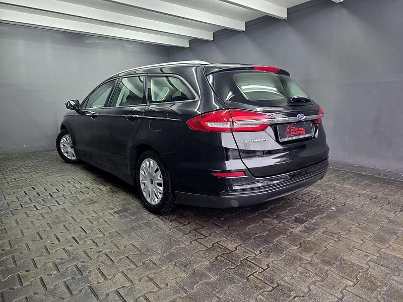 Gebraucht Ford Mondeo 150 PS (110 kW) 2019 Schwarz Kombi