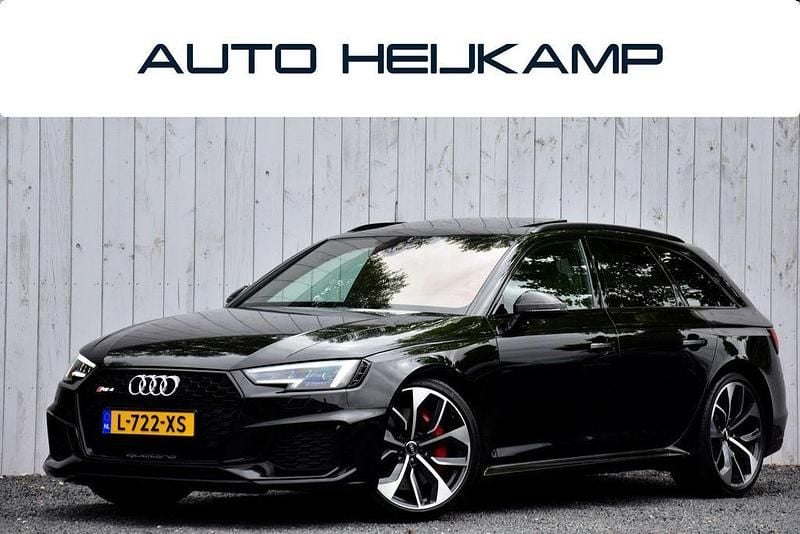 Schwarz Gebraucht 2018 Audi RS4 Performance Kombi | 47.950 € (Fairer Preis) - Bild 1/4